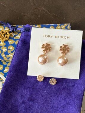 Tory Burch Classic Pearl Dangle Earrings in Rose Gold
